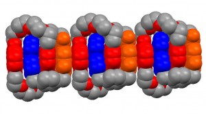 More complex structures are on the horizon, like this chain in which several catenane-derived molecules are stacked together. Variations of this assembly could be developed into a three-state molecular switch, which promises to hold more information than the two-state ones and zeros of today’s microchips.