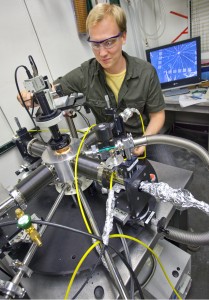 Matthew Sheldon, a member of the Paul Alivisatos research group, was part of Berkeley Lab research team that developed a technique by which the electrical conductivity of nanorod crystals of the semiconductor cadmium-selenide was increased 100,000 times. (Photo by Roy Kaltschmidt, Berkeley Lab Public Affairs)