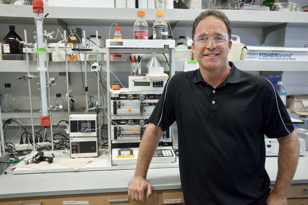 Steve Yannone of Berkeley Lab’s Life Sciences Division is among a team of scientists whose research may prompt scientists to take a fresh look at the kind of chemistries microbes undertake. The team’s work could also lead to new ways to harness microbial chemistries for clean energy and other applications. 