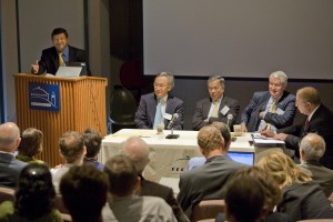 Arun Majumdar, director of Berkeley Lab’s the Environmental Energy Technologies Division, at the podium to announce the Berkeley-India Joint Leadership on Energy and the Environment (BIJLEE) partnership. Seated (from left) are Berkeley Lab Director Steven Chu, Purnendu Chatterjee, chairman of the global investment firm The Chatterjee Group, Robert Birgeneau, Chancellor of the University of California, Berkeley, and John Mizroch, Acting Assistant Secretary, U.S. Department of Energy. 