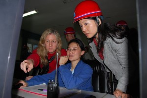 Berkeley Lab researchers Lynn Price (left) and Nan Zhou (right)