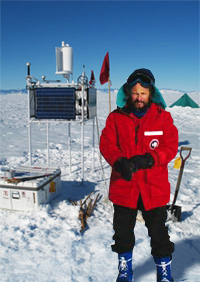 Spencer Klein with the prototype ARIANNA station on the Ross Ice Shelf