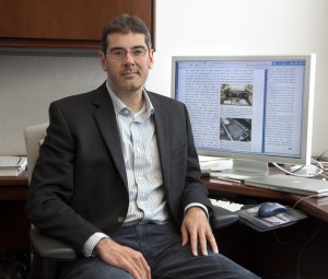 Berkeley Lab scientist Jeff Long