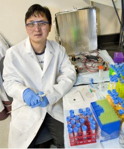 Chuanhua Duan was part of a successful Berkeley Lab effort to fabricate nanochannels that measured only two nanometers in size, using standard semiconductor manufacturing processes. (Photo by Roy Kaltschmidt, Berkeley Lab Public Affairs)
