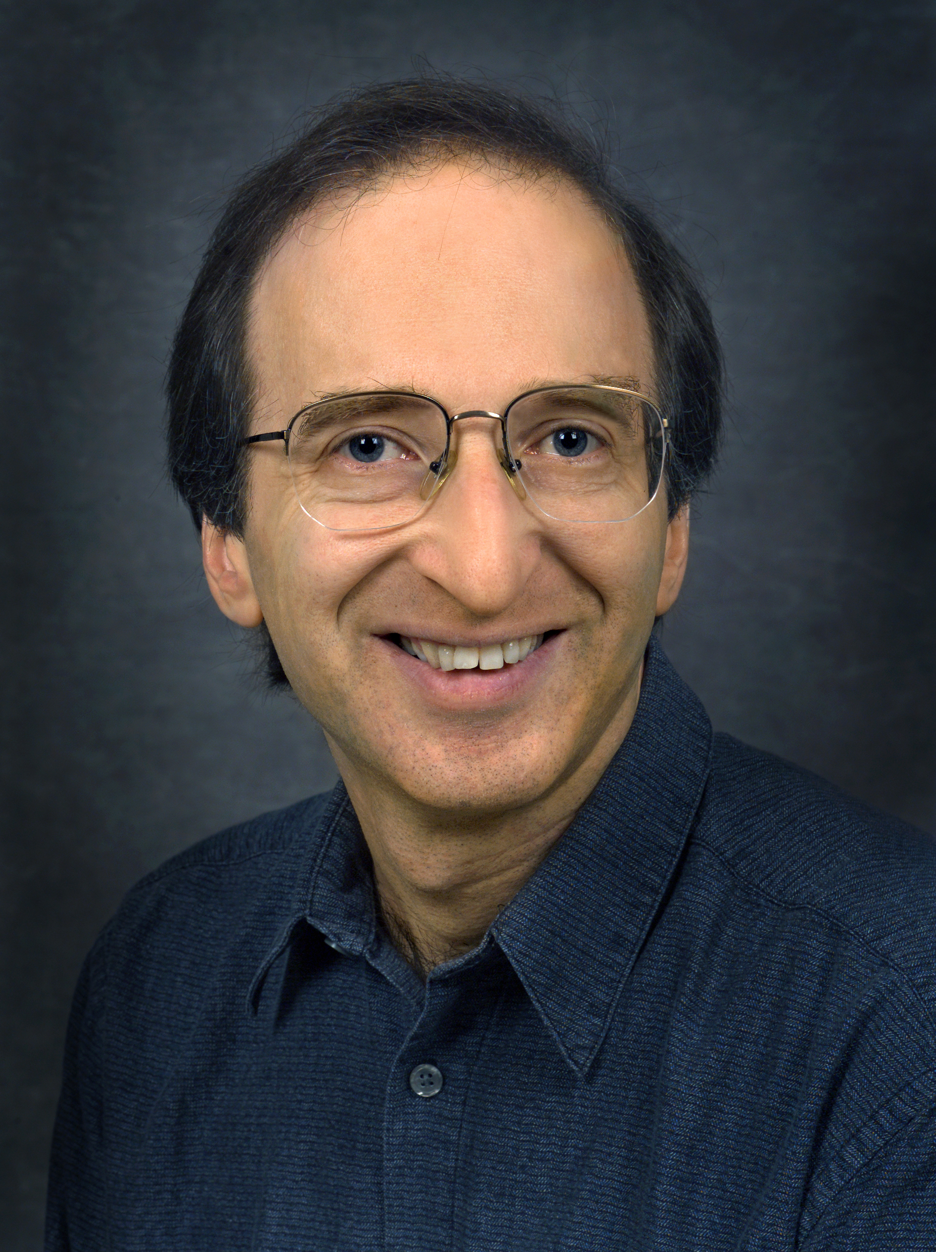 Saul Perlmutter (Photo Roy Kaltschmidt, Lawrence Berkeley National Laboratory. Click on image for high resolution.) 