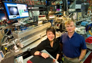  Mi-Young Im and Peter Fischer of Berkeley Lab’s Center for X-Ray Optics led a study at the Advanced Light Source in which it was discovered that the formation of magnetic vortices in ferromagnetic nanodisks is an asymmetric phenomenon. (Photo by Roy Kaltschmidt)