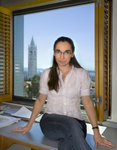 Eva Nogales is a biophysicist who holds joint appointments with Berkeley Lab, UC Berkeley and the Howard Hughes Medical Institute. (Photo by Roy Kalstschmidt)