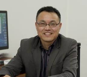 Xin Nian Wang, physicist in the Nuclear Science Division at Berkeley Lab and managing principal investigator of the JET Collaboration.