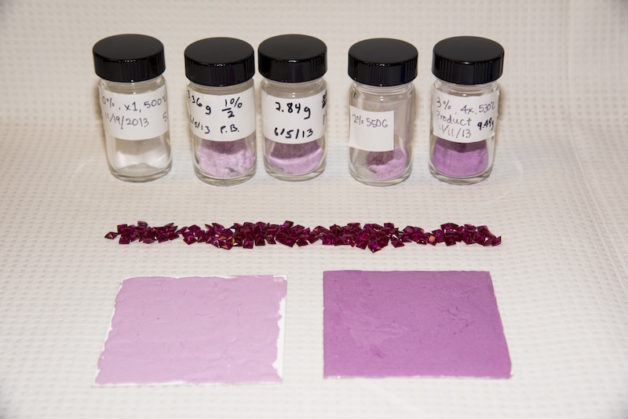 Berkeley Lab researchers found a way to make ruby red coatings as cool as a white coating. (Credit: Marilyn Chung/Berkeley Lab)