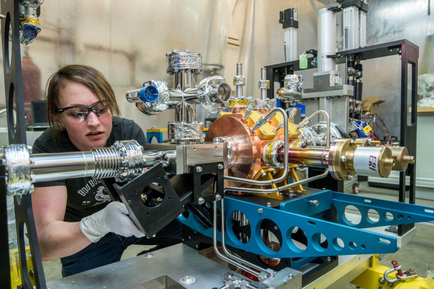 Berkeley Lab Mechanical Technician Krista Miller works on the LCLS-II injector.